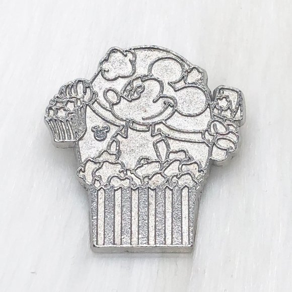🔮 5/$25 Disney Mickey Mouse Popcorn Chaser Pin - Picture 1 of 3